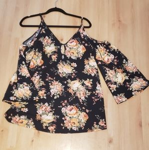 NWT. Free people cold shoulder floral blousse.